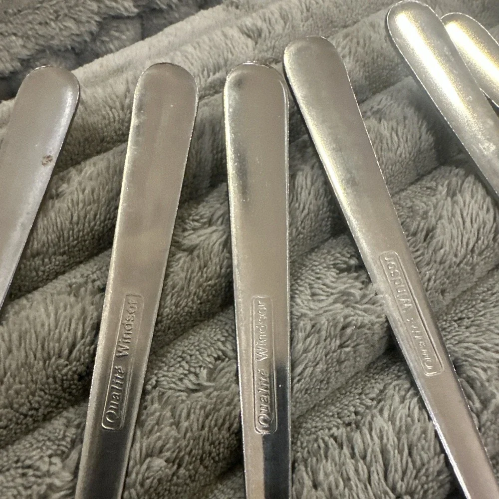 9 Teaspoons‎ Qualite 